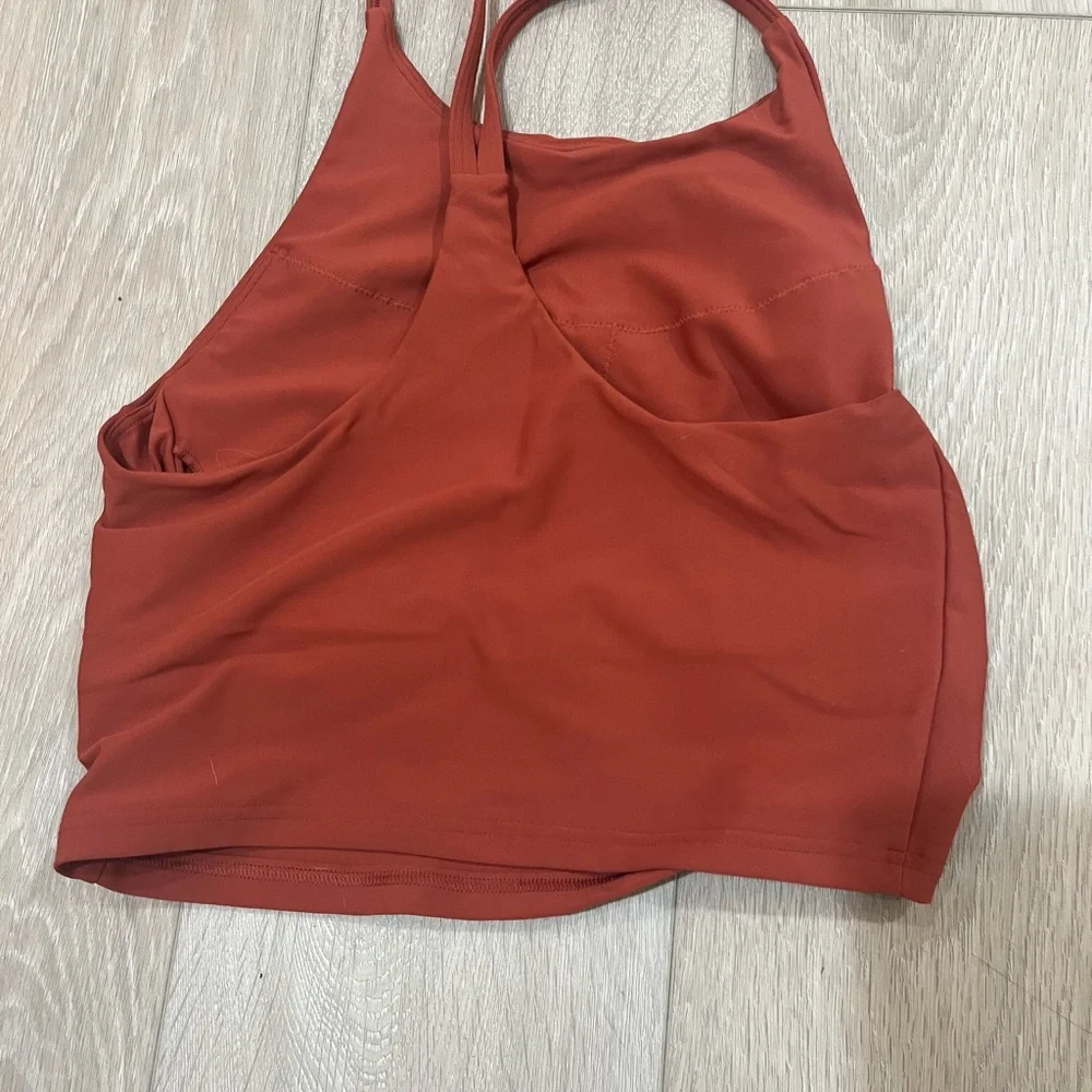 Women's Old Navy Athletic Rust Tank Top - Picture 2 of 2